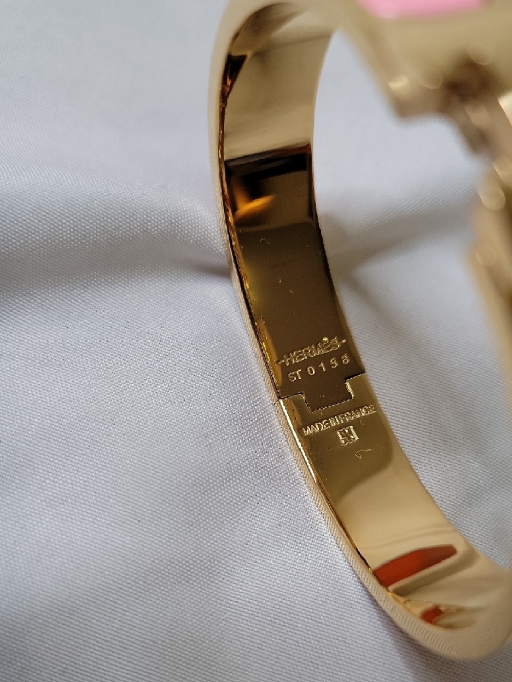 Hermes Pink Enamel and Gold H Bangle Bracelet - Picture 3 of 4